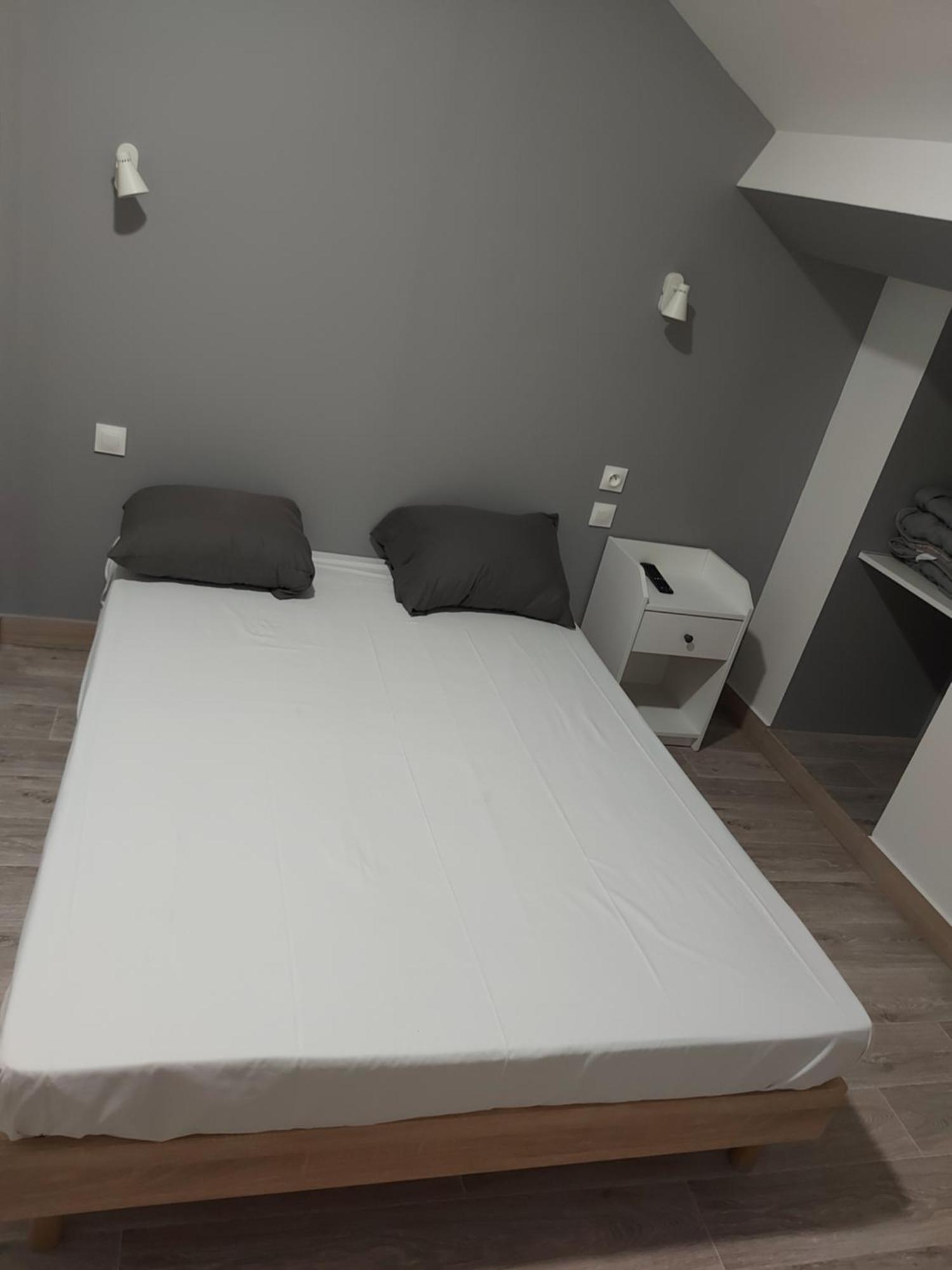 Ardenn'Hotel Remeš Pokoj fotografie